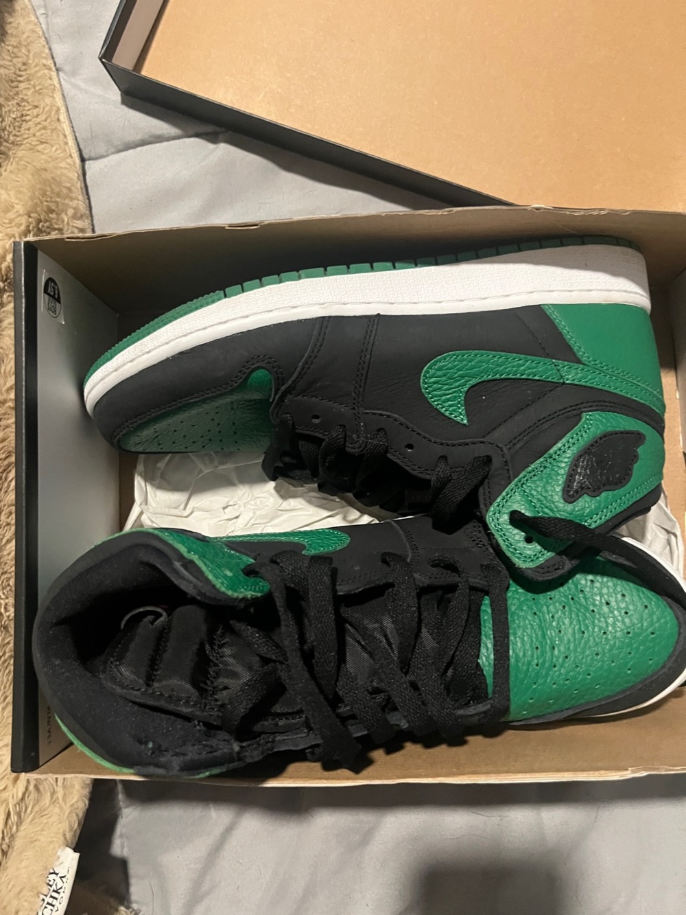Nike Air Jordan 1 High “Pine Green” Size Youth 6.5/Women’s 8 - Picture 3 of 7